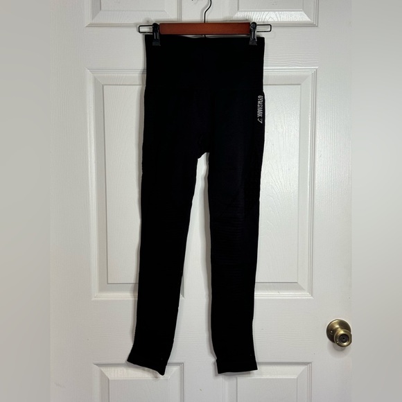 Gymshark Pants - Gymshark ENERGY SEAMLESS LEGGINGS Black Size S Sport Performance High Waist